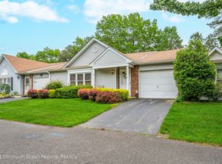 91 Chaucer Ct, Lakewood, NJ