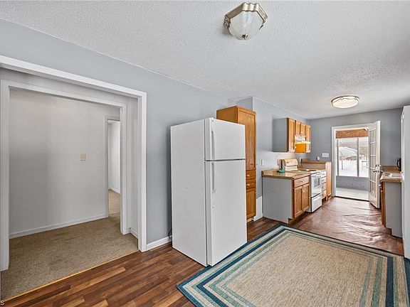 5th image of 6416 Patterson Rd