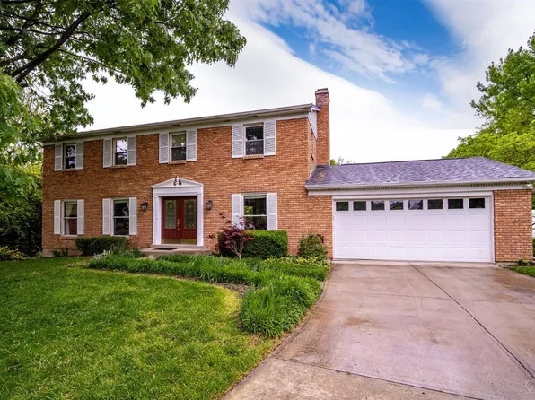 6435 Hopi Dr, West Chester, OH 45069