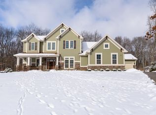 7548 Canyon Dr, Kalamazoo, MI 49009