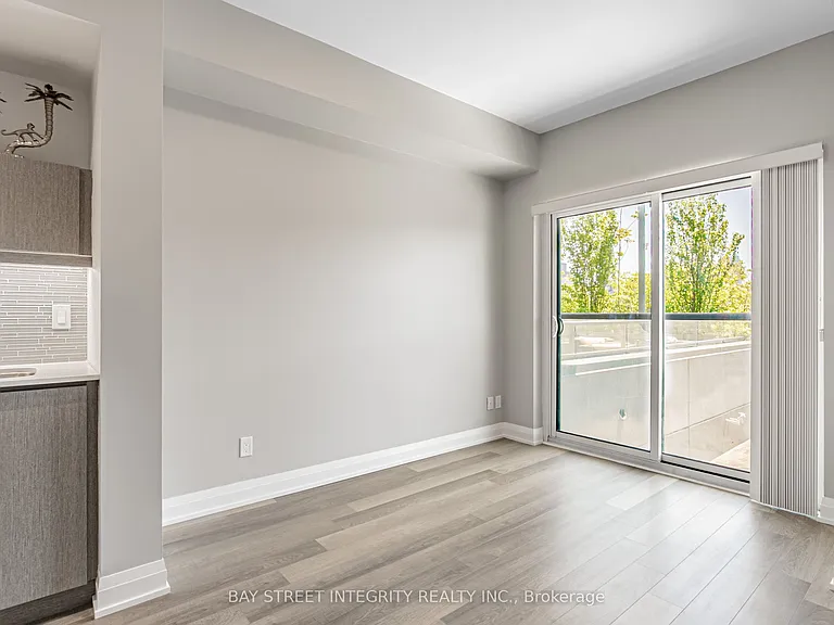 181 Huron St #201 — Photo 17