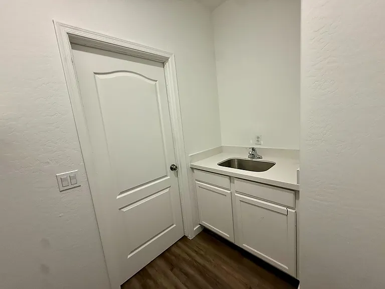 15238 W Custer Ln — Photo 30