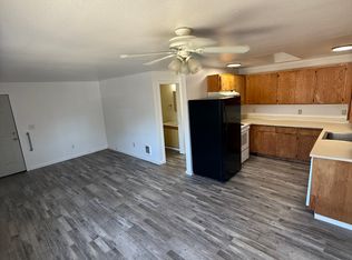 349 40th St #3, Springfield, OR 97478