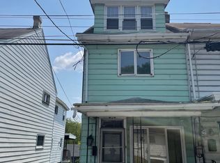 404 E Columbia Ave, Mount Carmel, PA 17851