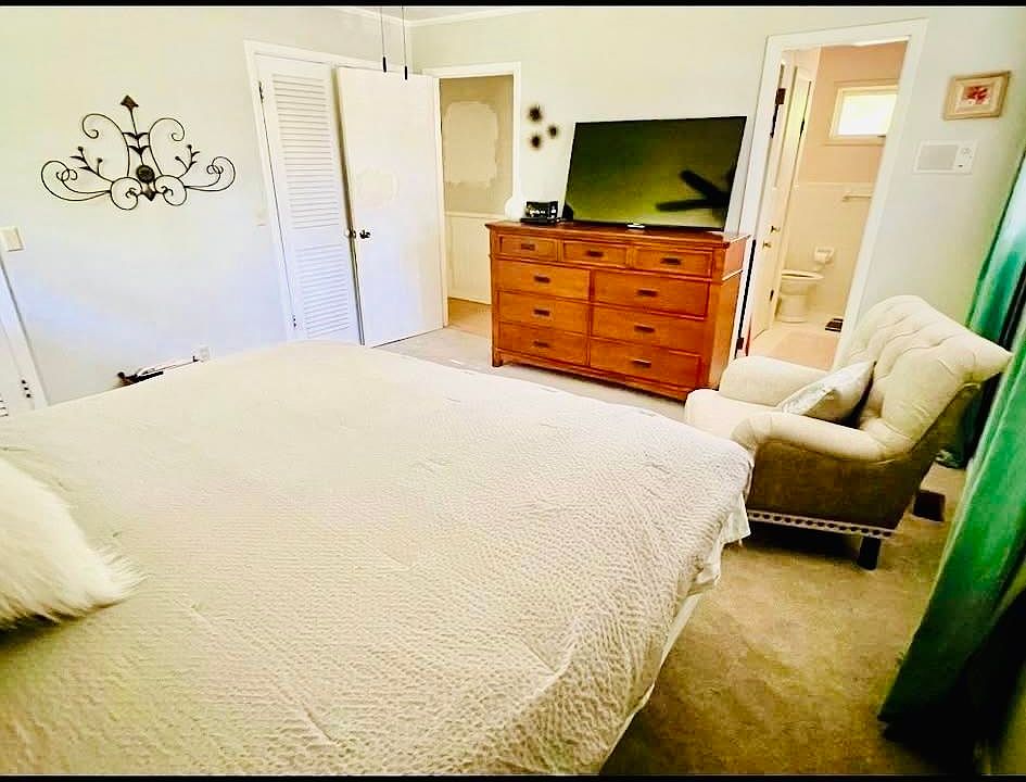 28th image of 601 Jeffcoat Ave