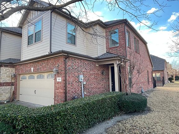 3rd image of 600 Gray Stone Ln