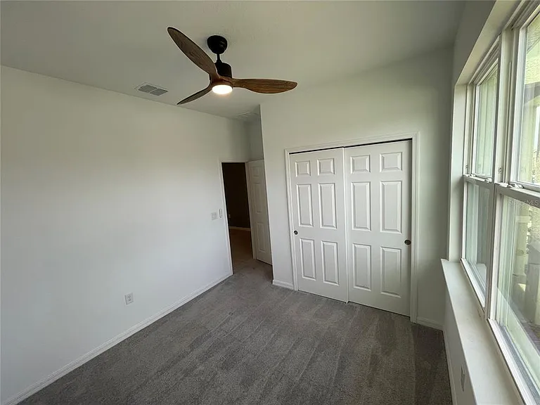 689 Crown Rose Dr — Photo 9