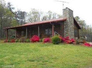 1165 Devil Den Rd, Danbury, NC 27016