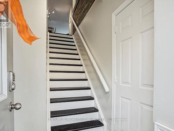 3rd image of 4045 Upper Middle Rd #35