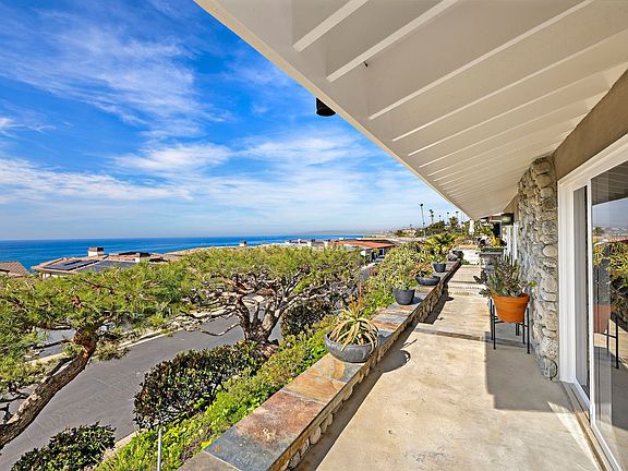2nd image of 4022 Calle Marlena