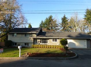 1491 Koawood Dr, Lake Oswego, OR 97034