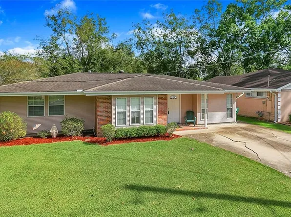 208 Destrehan Dr, Destrehan, LA 70047