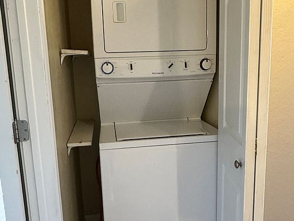 4th image of 93 E White Mountain Blvd Unit 221
