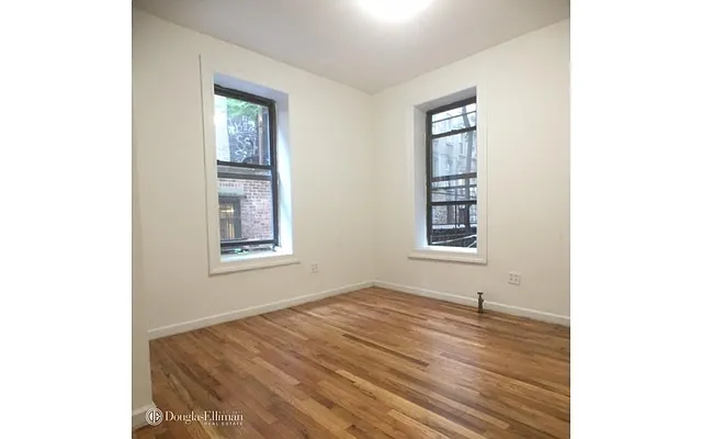 Rented by Douglas Elliman | media 25