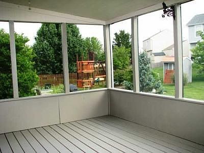3rd image of 2986 Old Warson Dr