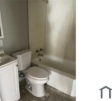 2213 Fulton Ave SW — Photo 8