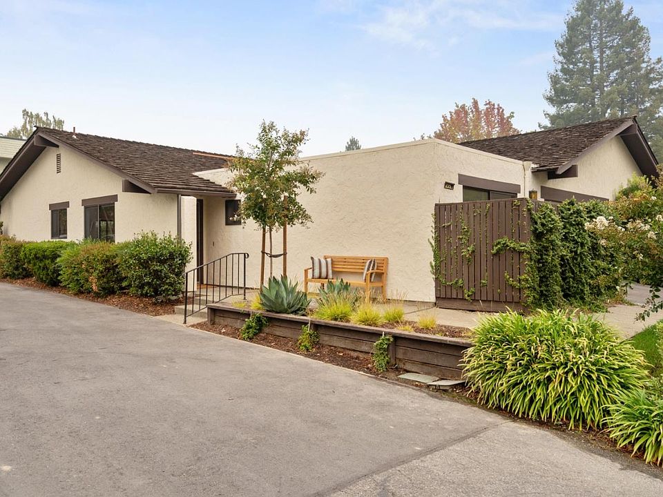 1st image of 2357 Sharon Oaks Dr