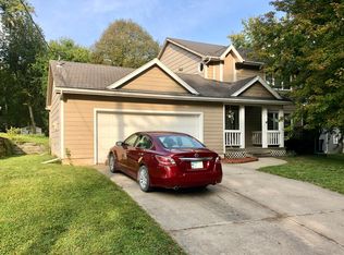 3610 Hillsdale Dr, Urbandale, IA 50322