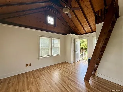 201 Franklin St Photo 1