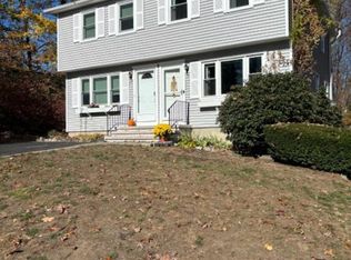 35 E Hills Dr #35, New Canaan, CT 06840