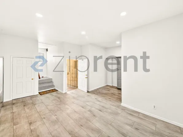 1122 Southkingsley Dr, Los Angeles, CA 90006