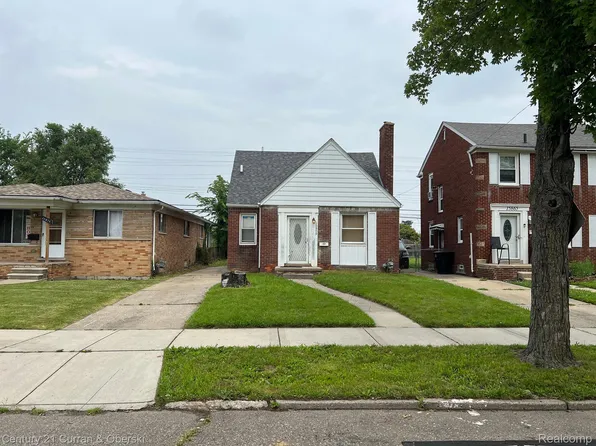 15859 Carlisle St, Detroit, MI 48205