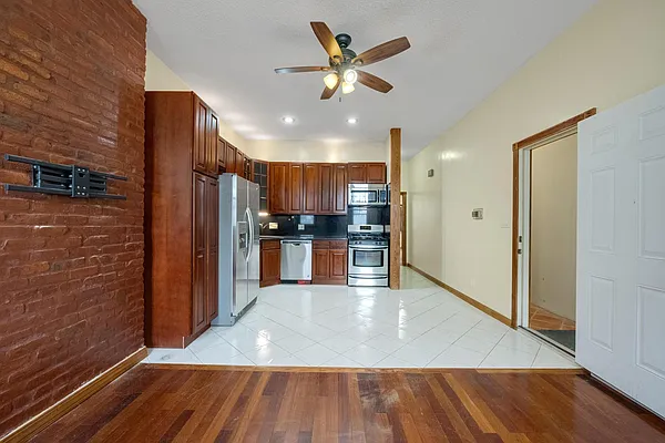 Sold by Madison Estates Sotheby's International Realty | media 3