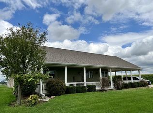 979 N 24th Rd, Oglesby, IL 61348