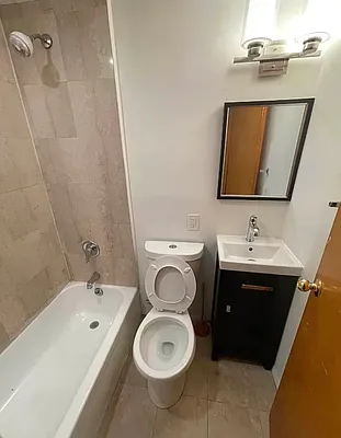 Rented by EXR | media 12