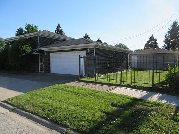 4th image of 750 SE Memorial Dr