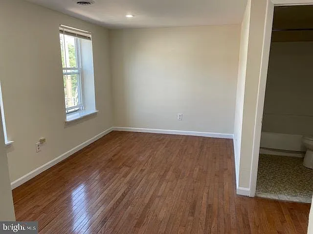 1 bed, 650 sqft, $1,500 — Photo 4