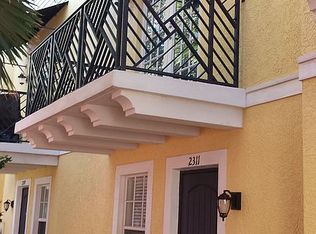 2311 NE 9th Ave, Wilton Manors, FL 33305