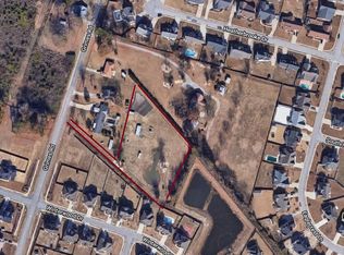 5487 Grimes Rd, Fayetteville, NC 28306