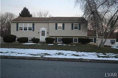 1st image of 1227 Pine Grove Dr