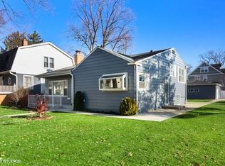 387 S Sunnyside Ave, Elmhurst, IL