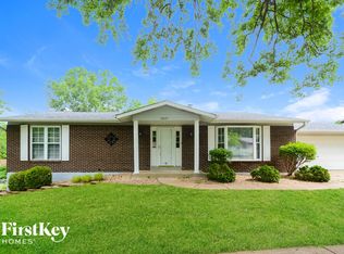2645 Softwood Dr, Saint Louis, MO 63129