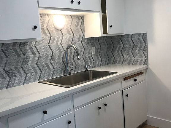 2nd image of 77 Porta Vista Dr #3