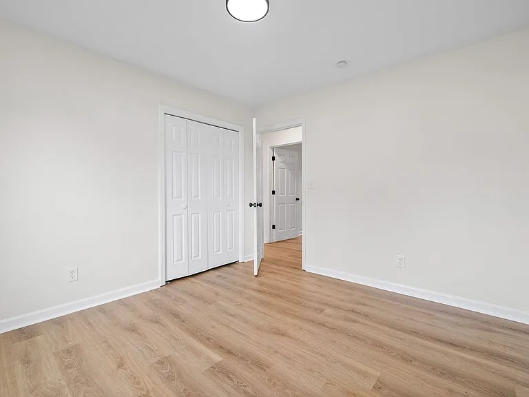 227 Short St — Photo 17