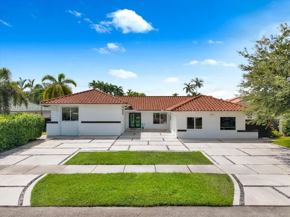 11464 SW 100th Ter, Miami, FL 33176