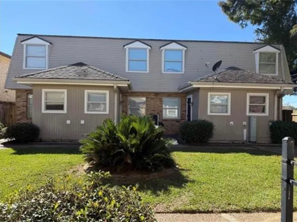 8401 Livingston Ave APT D, Chalmette, LA 70043