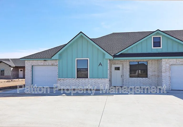 13771 Periwinkle Dr #B — Photo 14