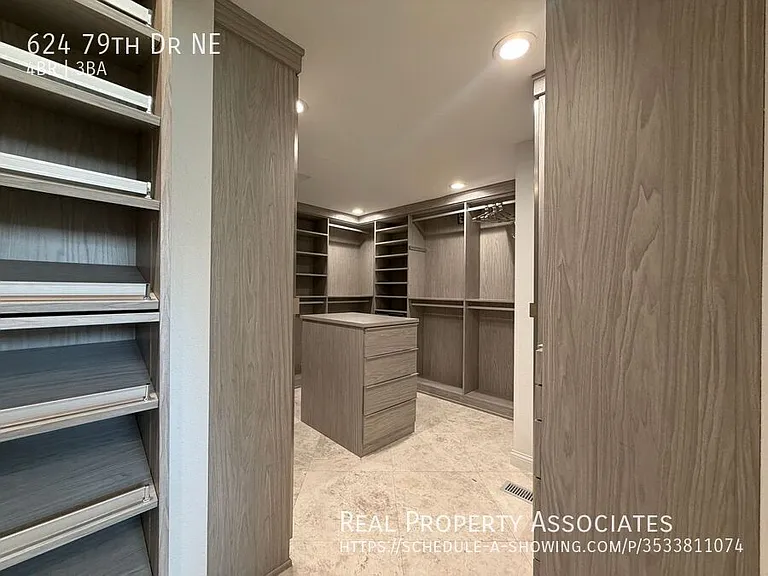 624 79th Dr NE — Photo 24