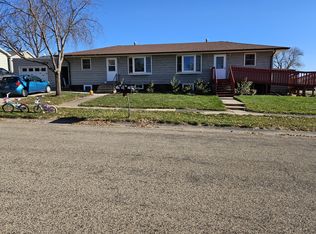 102 N Pierce Ave #B, Pierre, SD 57501