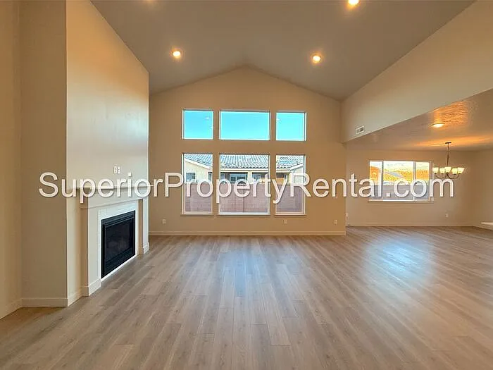 623 S 230 W — Photo 15