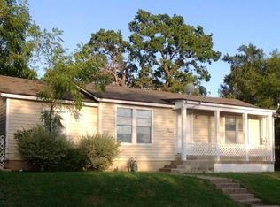 304 N 10th St, Gatesville, TX 76528