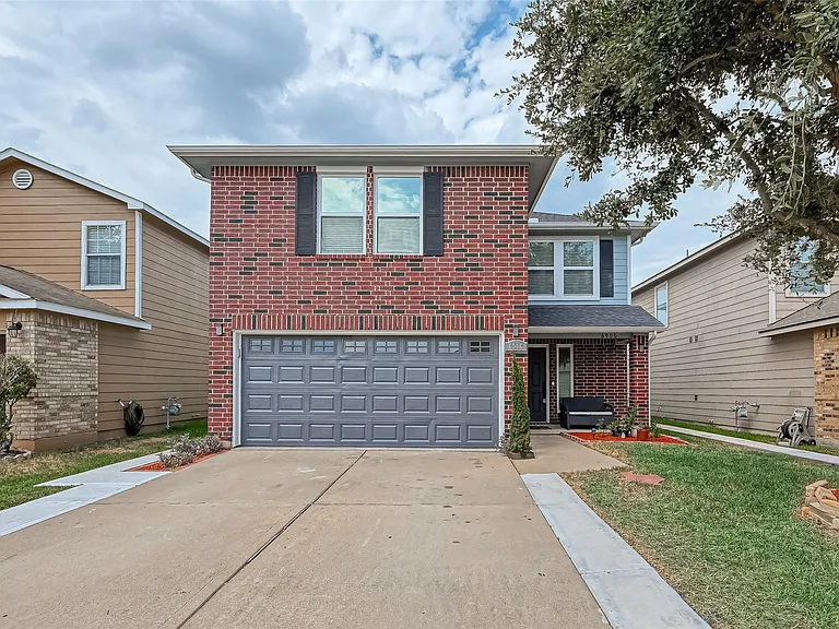 6906 Anson Point Ln — Photo 1