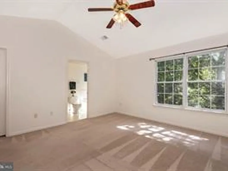 13118 Shamrock Glen Dr — Photo 23