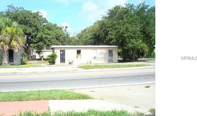 2nd image of 718 S Park Ave