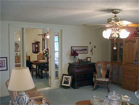 5th image of 127 Windwood Dr