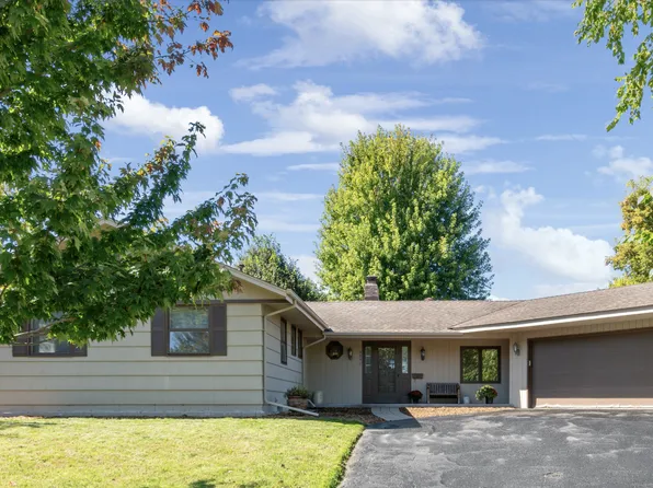 3551 Wisconsin Ave N, New Hope, MN 55427